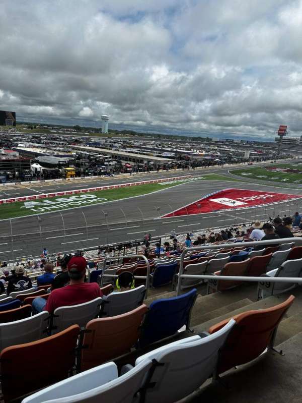 Charlotte Motor Speedway, section: 115, row: 42, seat: 8