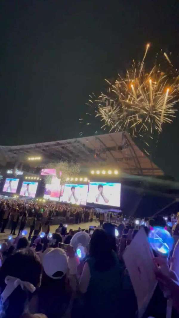 BMO Stadium, section: 111, row: F, seat: 17
