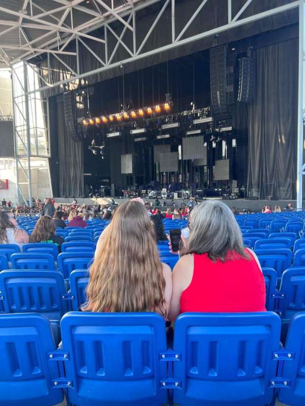 RBC Amphitheatre, section: 201, row: VV, seat: 33