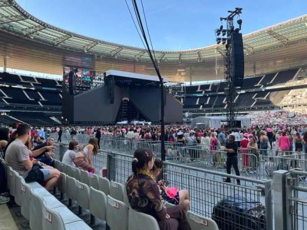 Stade de France, section: U8, row: 4, seat: 1