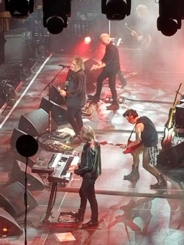 Moda Center, section: 213, row: F, seat: 4