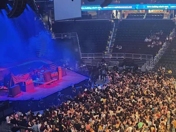 Capital One Arena, section: 200, row: F, seat: 12
