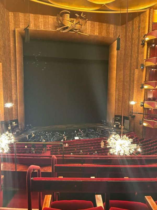 Metropolitan Opera House - Lincoln Center, section: Grand Tier LC, row: D, seat: 121