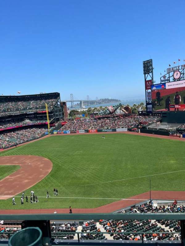 Oracle Park, section: VB302, row: D, seat: 5