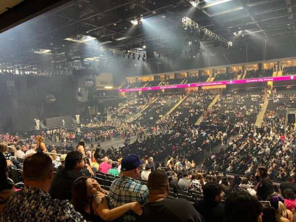 Acrisure Arena, section: 122, row: Y, seat: 4