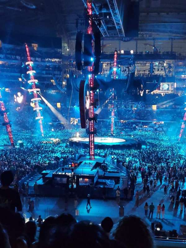 AT&T Stadium, section: 222, row: 7, seat: 1