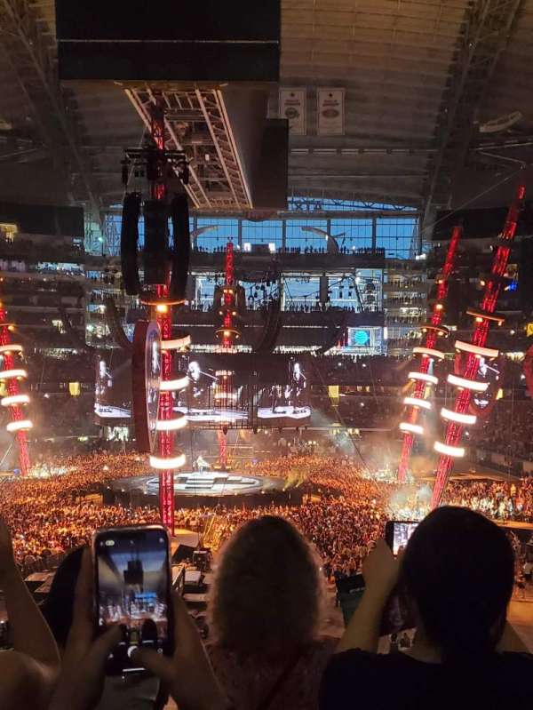 AT&T Stadium, section: 222, row: 7, seat: 1