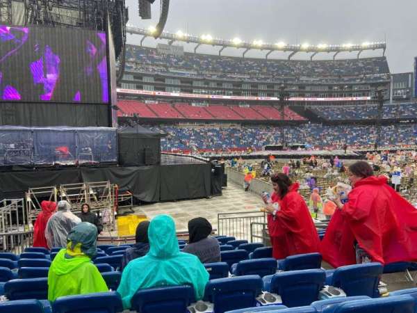 Gillette Stadium, section: 115, row: 10, seat: 4