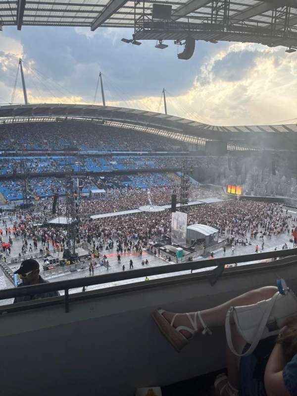 Etihad Stadium, Manchester, section: 309, row: 9, seat: 559