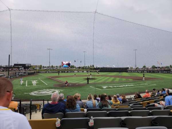 Franklin Field, Wisconsin, section: 107, row: L, seat: 2