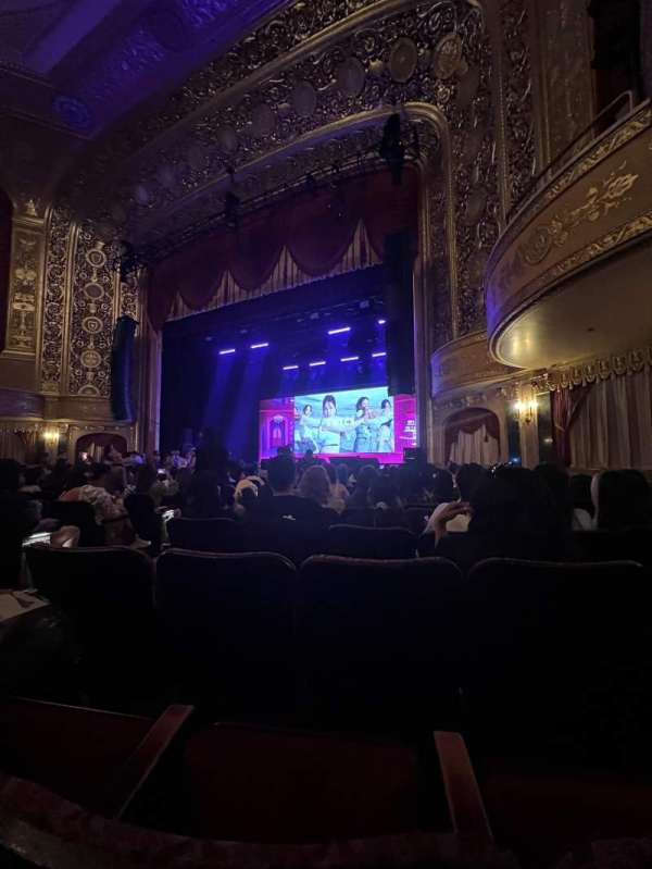Warner Theatre, Washington D.C., section: Orchestra R, row: L, seat: 6