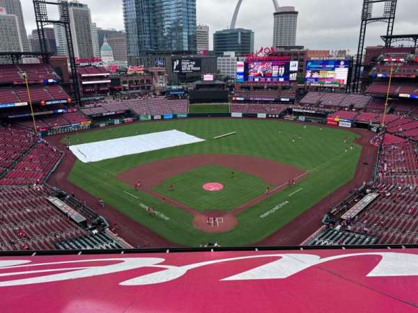 Busch Stadium, section: 450, row: 1, seat: 13