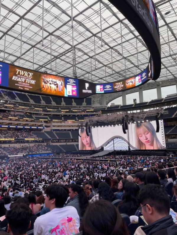 sofi stadium, section: C129, row: 15, seat: 15