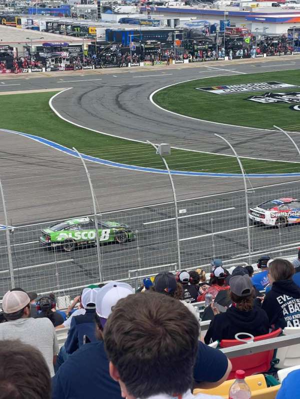 Charlotte Motor Speedway, section: 121, row: 27, seat: 19