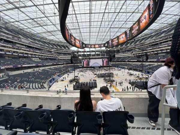 SoFi Stadium, section: 231, row: 3, seat: 1
