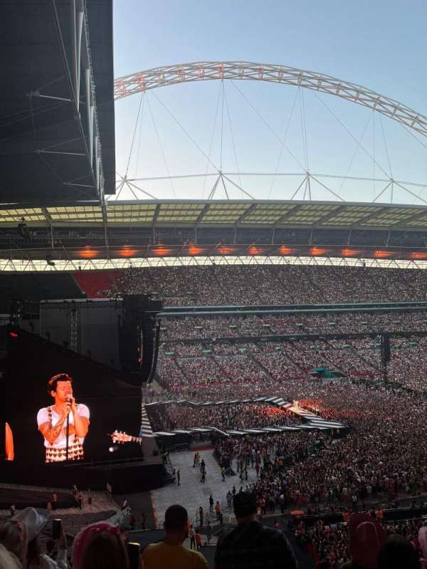Wembley Stadium, section: 231, row: 12, seat: 118