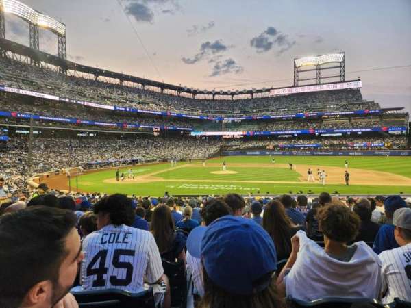 Citi Field, section: 114, row: 21, seat: 10