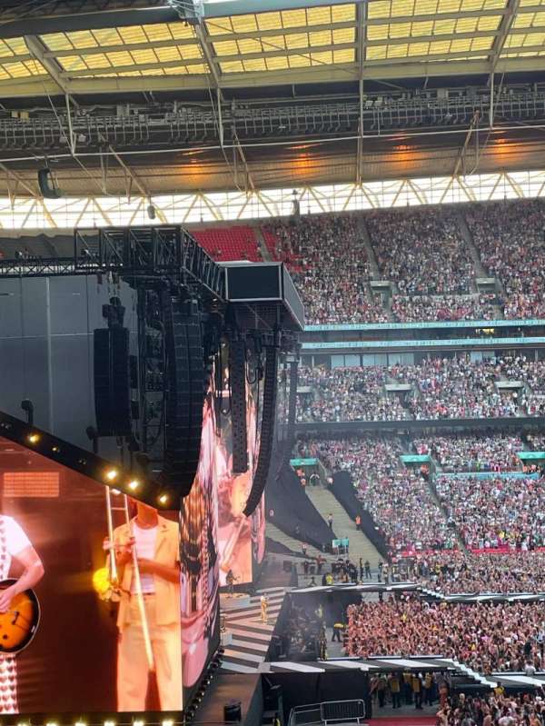Wembley Stadium, section: 231, row: 5, seat: 100