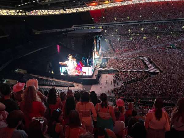 Wembley Stadium, section: 530, row: 8, seat: 111