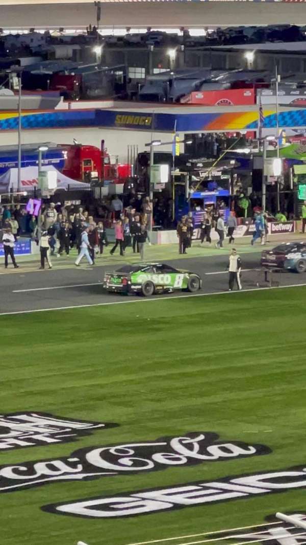 Charlotte Motor Speedway, section: 121, row: 27, seat: 19-21