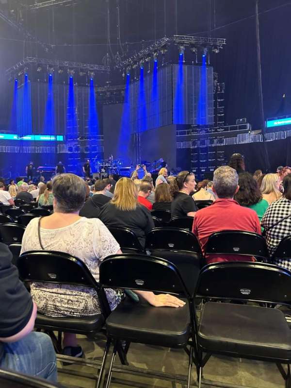 State Farm Arena, section: 1, row: Q, seat: 7