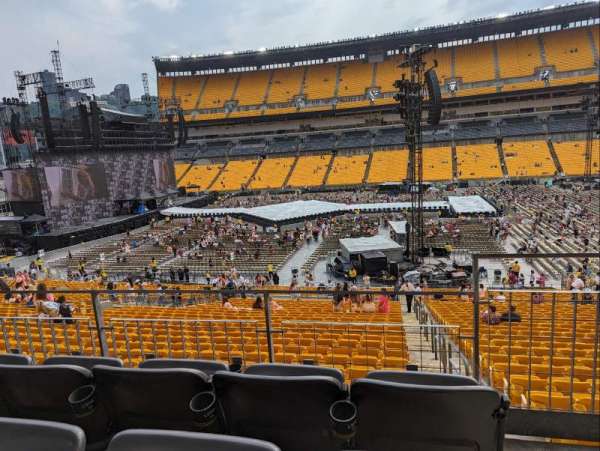 Acrisure Stadium, section: 211, row: C, seat: 1