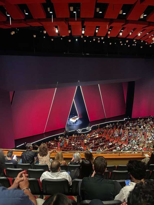 The Colosseum At Caesars Palace, section: 406, row: F, seat: 608
