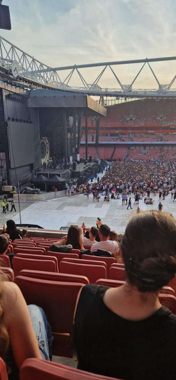 Emirates Stadium, section: B65, row: 9, seat: 531/532