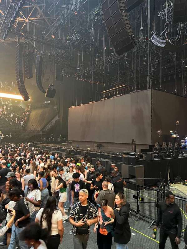 Accor Arena, section: Gradin F, row: 26, seat: 30