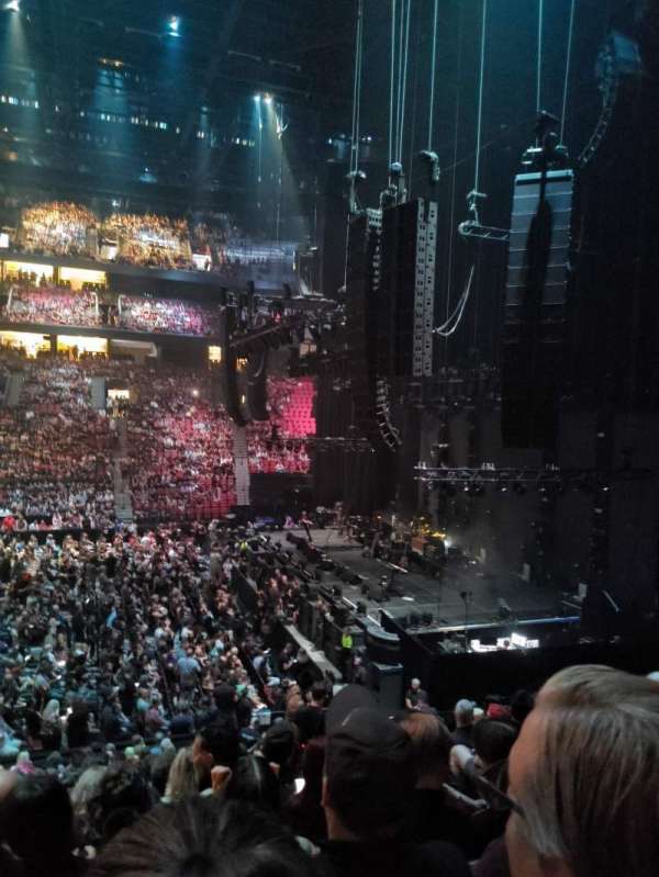 Centre Bell, section: 112, row: N, seat: 2