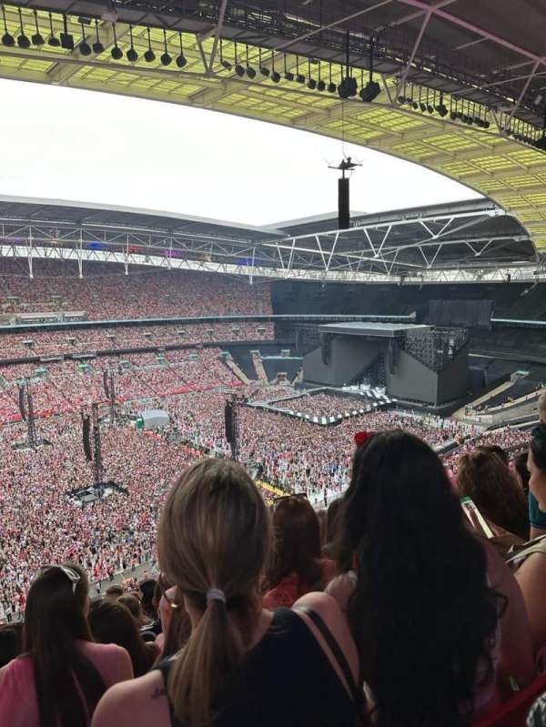 Wembley Stadium, section: 504, row: 17, seat: 117