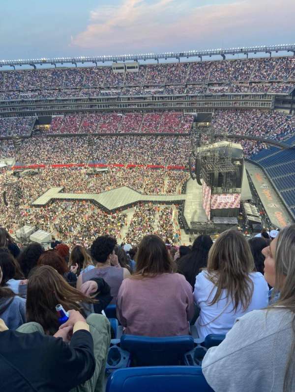 Gillette Stadium, section: 328, row: 25, seat: 10