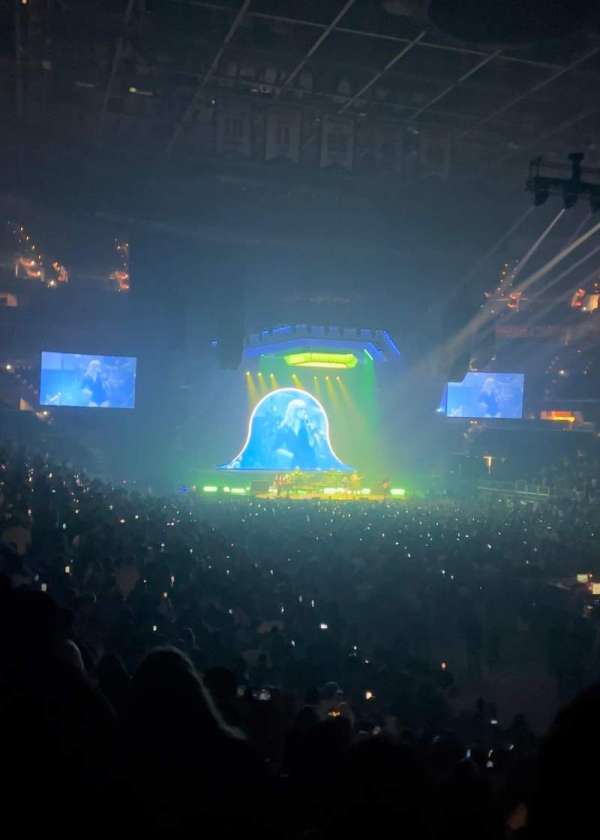 Capital One Arena, section: 103, row: T, seat: 17