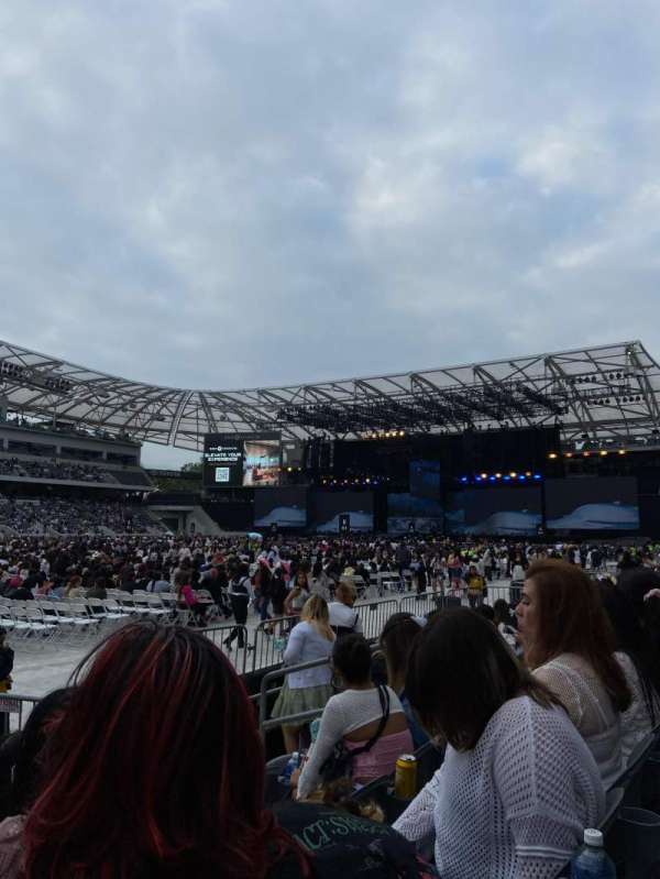 BMO Stadium, section: 116, row: E, seat: 7