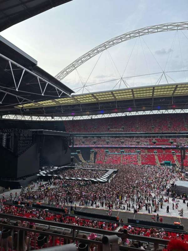 Wembley Stadium, section: 227, row: 10, seat: 25