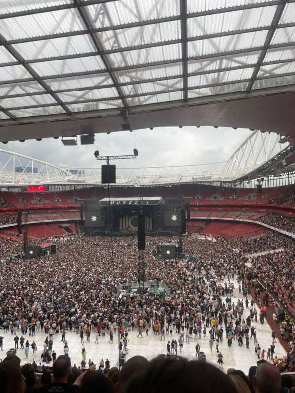 Emirates Stadium, section: 100, row: 9, seat: 246