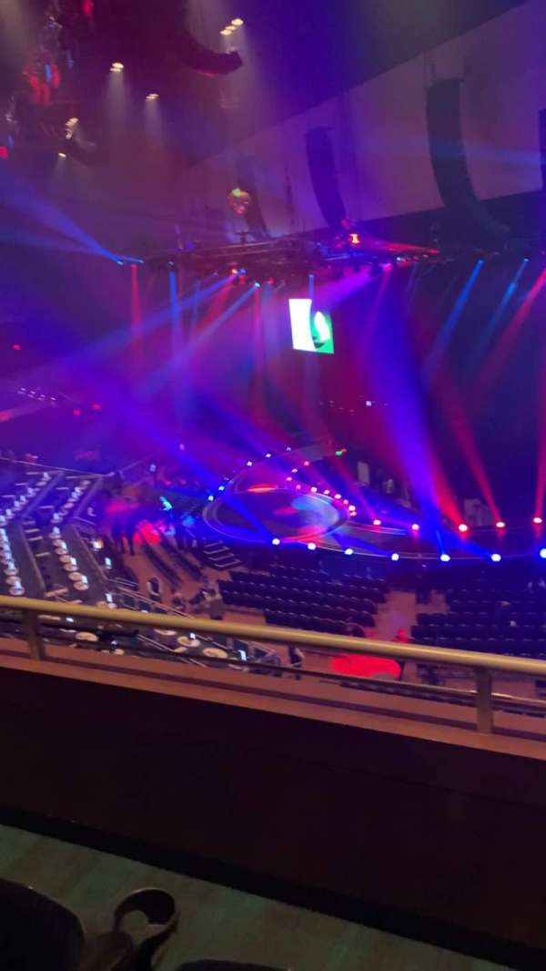 Dolby Live, section: 402, row: B, seat: 1