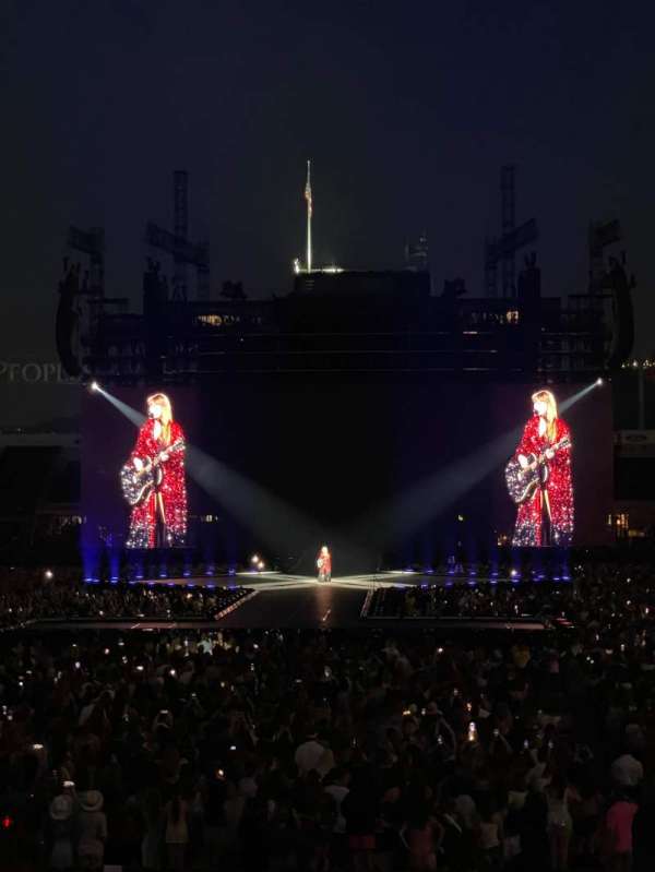 Acrisure Stadium, section: 123, row: P, seat: 16