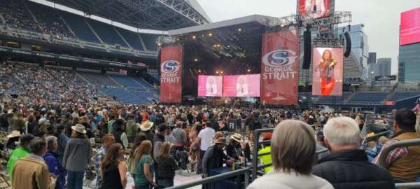 Lumen Field, section: 111, row: B, seat: 5
