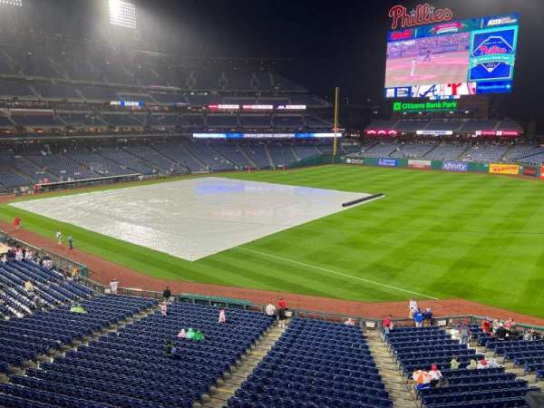 Citizens Bank Park, section: 209, row: 1, seat: 19