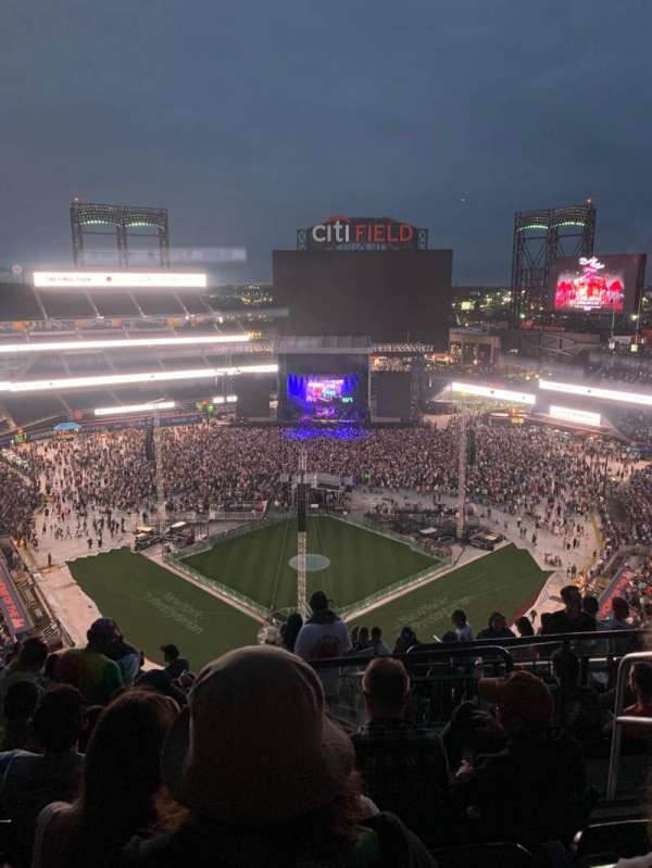 Citi Field, section: 514, row: 15, seat: 17