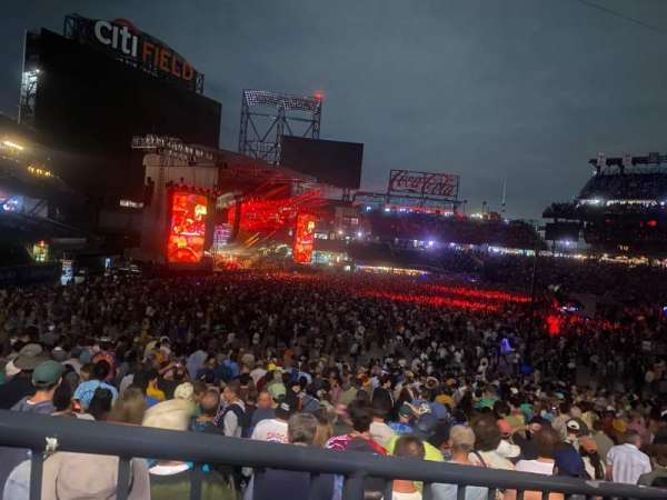 Citi Field, section: 127, row: 30, seat: 12