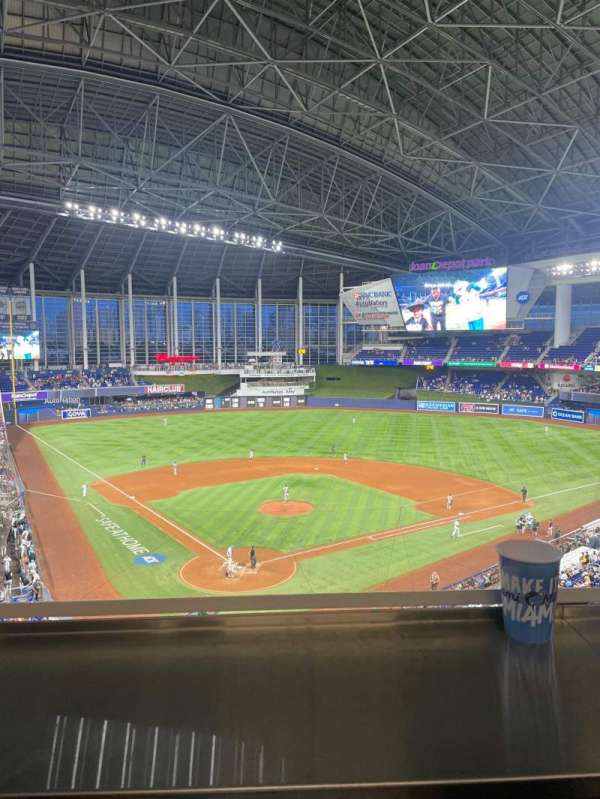 LoanDepot Park, section: Suite 27, row: 1, seat: 5