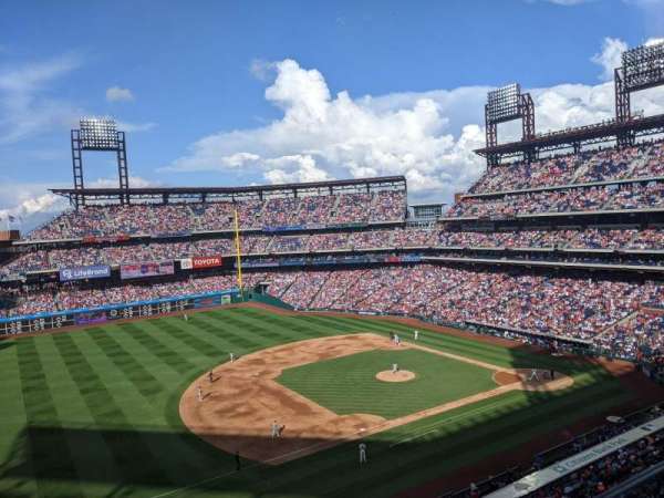 Citizens Bank Park, section: 319, row: 2, seat: 5