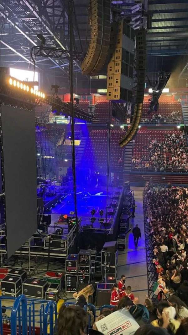 Unipol Forum, section: B7, row: 10, seat: 2