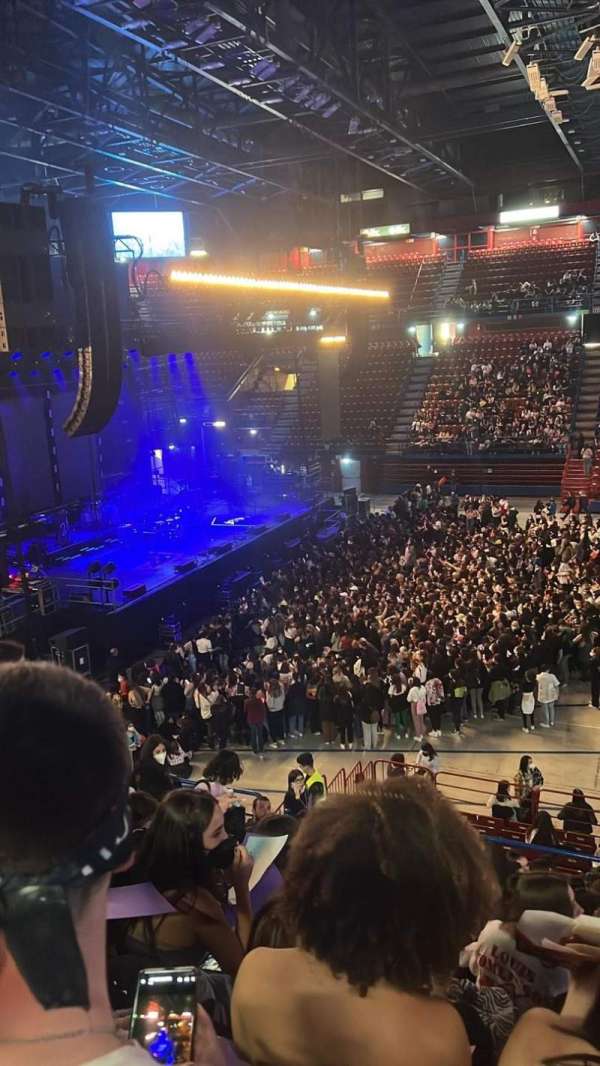 Unipol Forum, section: B6, row: 14, seat: 15