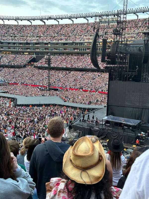 Gillette Stadium, section: 226, row: 7, seat: 11