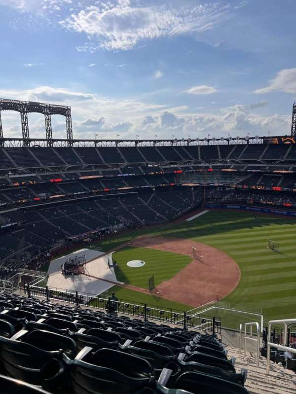 Citi Field, section: 505, row: 12, seat: 20