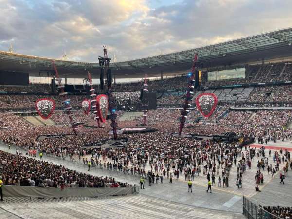 Stade de France, section: H11, row: 59, seat: 22