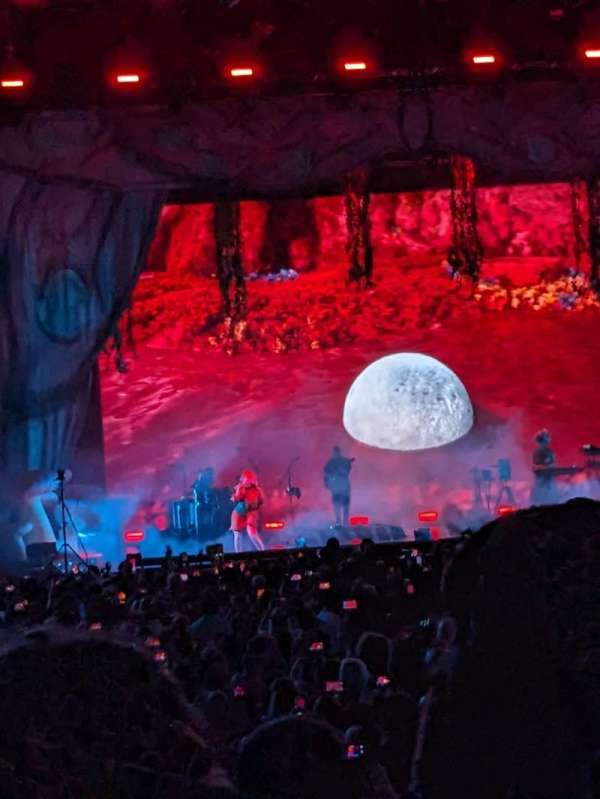 Hartford Healthcare Amphitheatre, section: 205, row: FF, seat: 15
